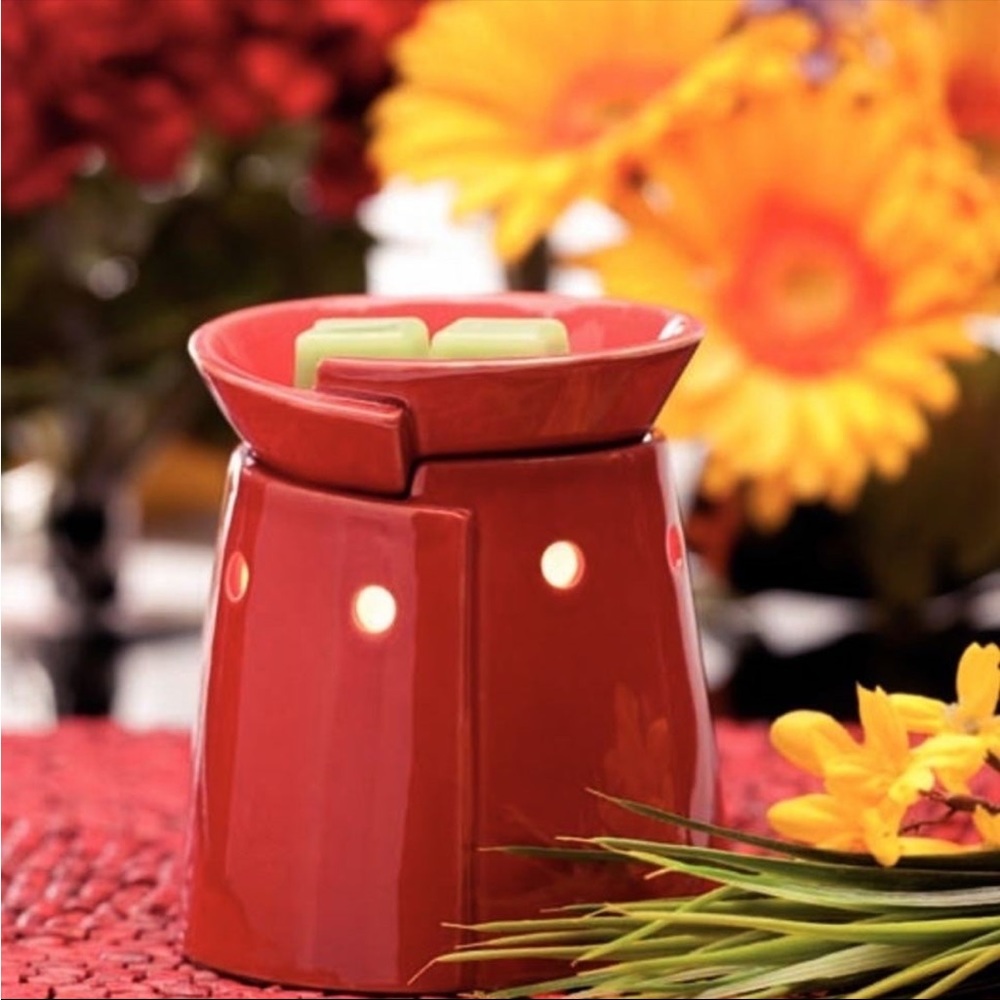 Scentsy Retired 2010 Mid Size Brick Red Tribeca Warmer DSW-TRIB